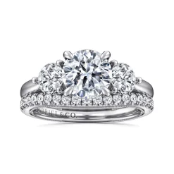 Outlet Gabriel & Co. Abbi - 14K White Gold Round Three Stone Diamond Engagement Ring