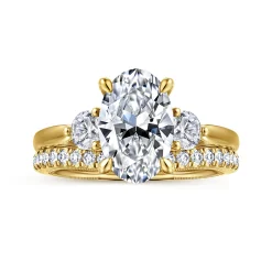 Best Gabriel & Co. Abbi - 14K Yellow Gold Oval Three Stone Diamond Engagement Ring