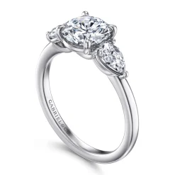 Outlet Gabriel & Co. Adalia - 14K White Gold Round Three Stone Diamond Engagement Ring