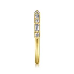 Best Gabriel & Co. Avella - 14K Yellow Gold Baguette and Princess Cut Diamond Anniversary Band - 0.3 ct