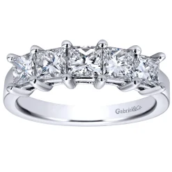 Sale Gabriel & Co. Catalonia - 14K White Gold Princess Cut 5 Stone Prong Set Diamond Wedding Band - 0.7 ct