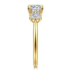 Outlet Gabriel & Co. Charisa - 14K Yellow Gold Cushion Cut Three Stone Diamond Engagement Ring