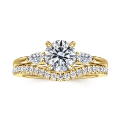 Sale Gabriel & Co. Dela - 14K Yellow Gold Three Stone Round Diamond Engagement Ring