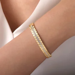 Online Gabriel & Co. Demure - 14K Yellow Gold Diamond Bangle with Hexagon Pattern