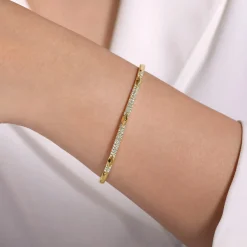 Clearance Gabriel & Co. Demure - 14K Yellow Gold Diamond Bangle with Pyramid Rhombus Stations