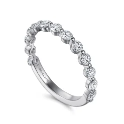 Sale Gabriel & Co. Devinne - 14K White Gold Single Prong Diamond Anniversary Band - 0.8 ct