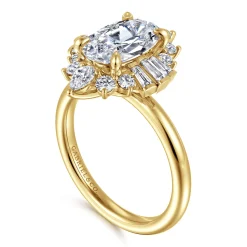 Outlet Gabriel & Co. Emarie - 14K Yellow Gold Oval Halo Diamond Engagement Ring