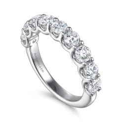 Outlet Gabriel & Co. Feline - 14K White Gold Scallop Setting Diamond Anniversary Band - 1.6 ct