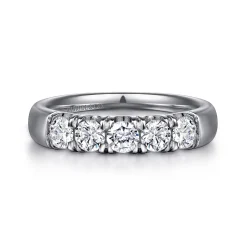 Outlet Gabriel & Co. Ferrara - 14K White Gold 5 Stone French Pave Diamond Anniversary Band - 0.8 ct