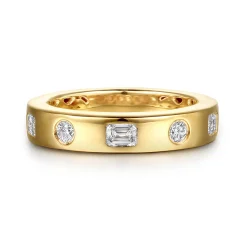 Best Gabriel & Co. Iriza - 14K Yellow Gold Flush Set Emerald Cut and Round Diamond Anniversary Band - 0.6 ct