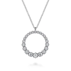 Clearance Gabriel & Co. 14K White Gold Diamond Graduating Circle Pendant Necklace