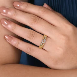 Online Gabriel & Co. 14K Yellow Gold Chain Link Ring Band with Pave Diamond Station