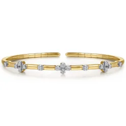 Best Gabriel & Co. 14K Yellow Gold Diamond Clover Station Cuff Bangle Bracelet