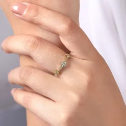 Online Gabriel & Co. 14K Yellow Gold Diamond Floral Station Stackable Ring