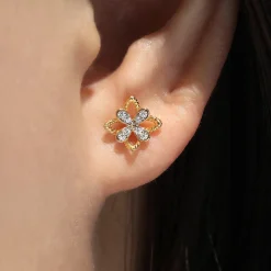 Hot Gabriel & Co. 14K Yellow Gold Floral Diamond Stud Earrings