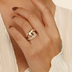 Clearance Gabriel & Co. 14K Yellow Plain Gold Pave Bujukan inter-Locking Link Ring