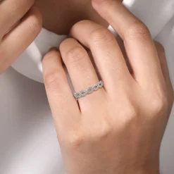 Outlet Gabriel & Co. Malaga - Platinum 9 Stone French Pave Diamond Wedding Band - 0.7 ct