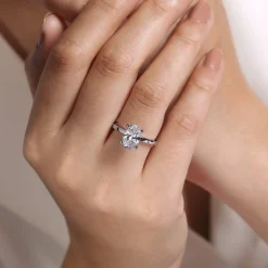 Outlet Gabriel & Co. Paula - 14K White Gold Oval Diamond Engagement Ring