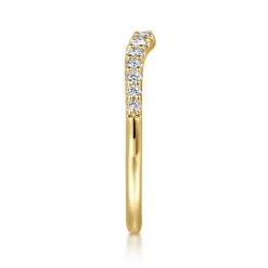 Best Gabriel & Co. Prive - Curved-14K Yellow Gold Diamond Anniversary Band - 0.25 ct