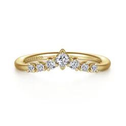 Discount Gabriel & Co. Raine - Curved 14K Yellow Gold Princess Cut and Round Diamond Anniversary Band - 0.3 ct