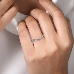 Gabriel & Co. Soire - Curved Platinum Shared Prong Diamond Wedding Band - 0.5 ct