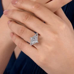 Best Gabriel & Co. Uma - 14K White Gold Floral Halo Round Diamond Engagement Ring