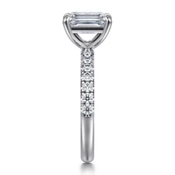Outlet Gabriel & Co. Winslow - Platinum Emerald Cut Diamond Engagement Ring